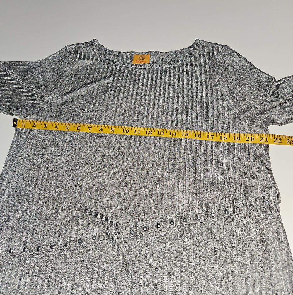 Ruby Rd. Platinm Sparkle Ribbed Layered Tunic Top - Picture 8 of 13